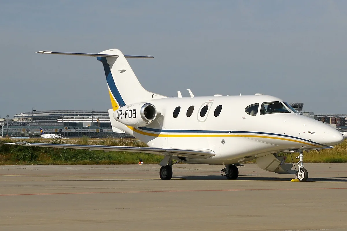 Hawker Beechcraft 390